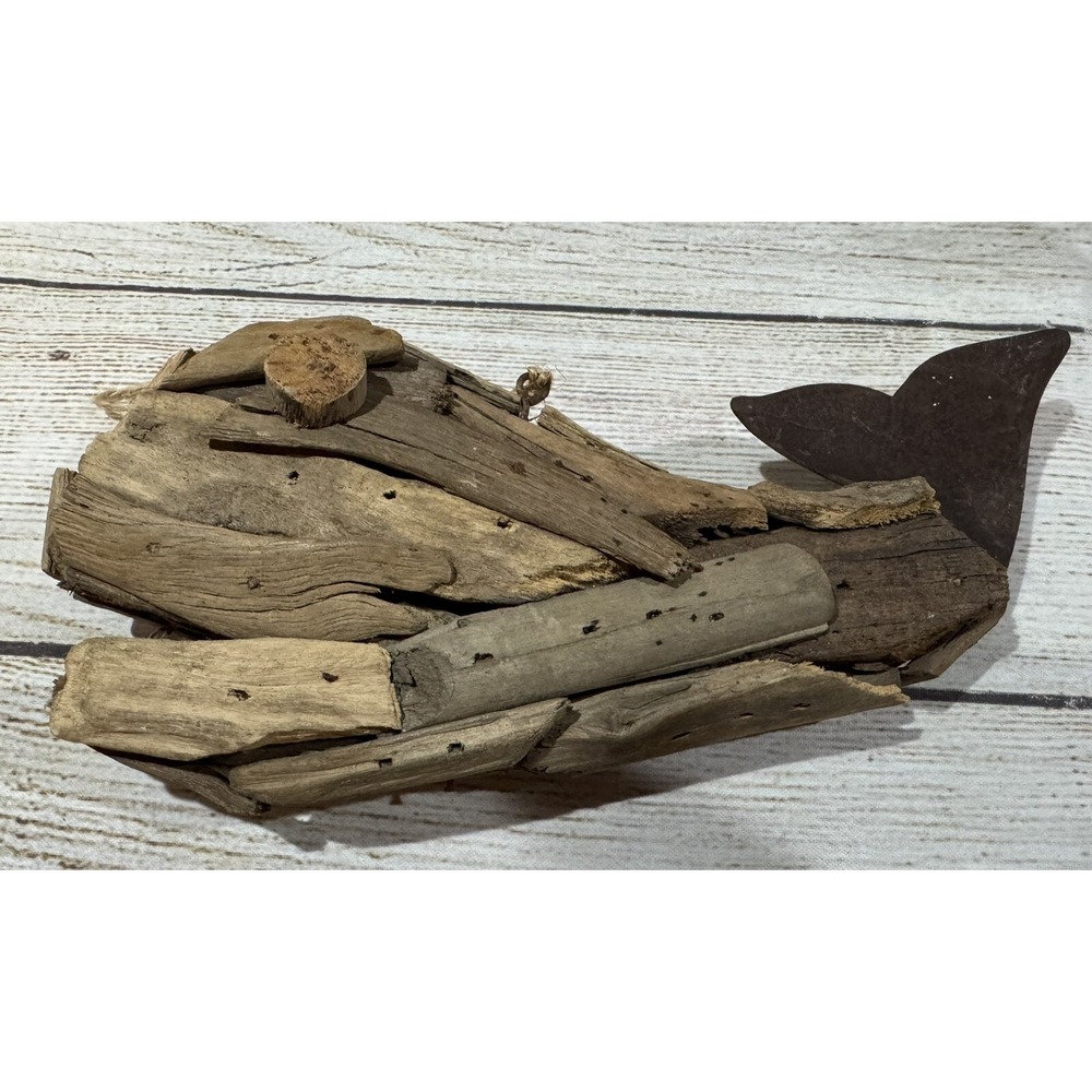 Lot of 2 Driftwood & Metal Whale and Seahorse Hanging Decor 6" Ornament TubH4 - Picture 2 of 6